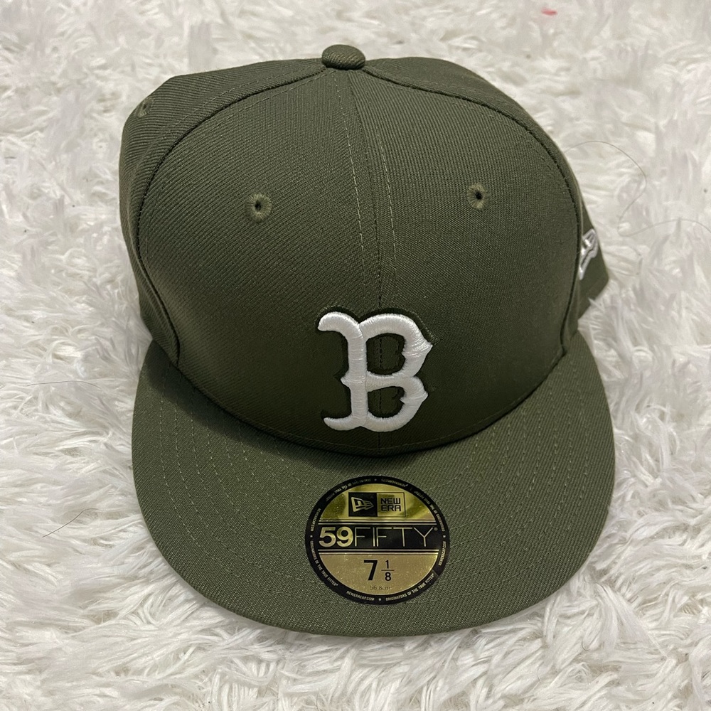 New Era olive green Boston fitted hat